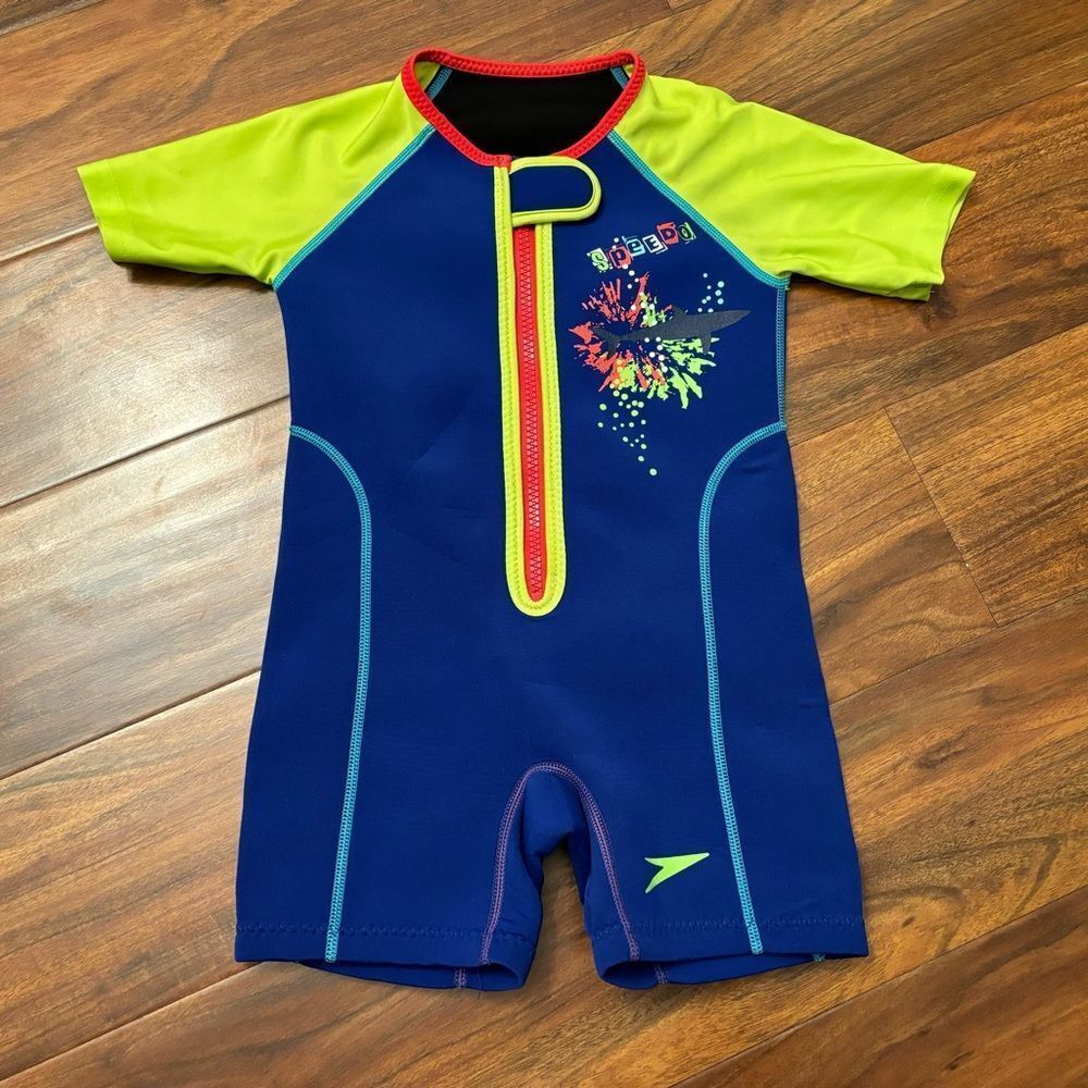 Speedo blue/green short sleeve zip front wetsuit